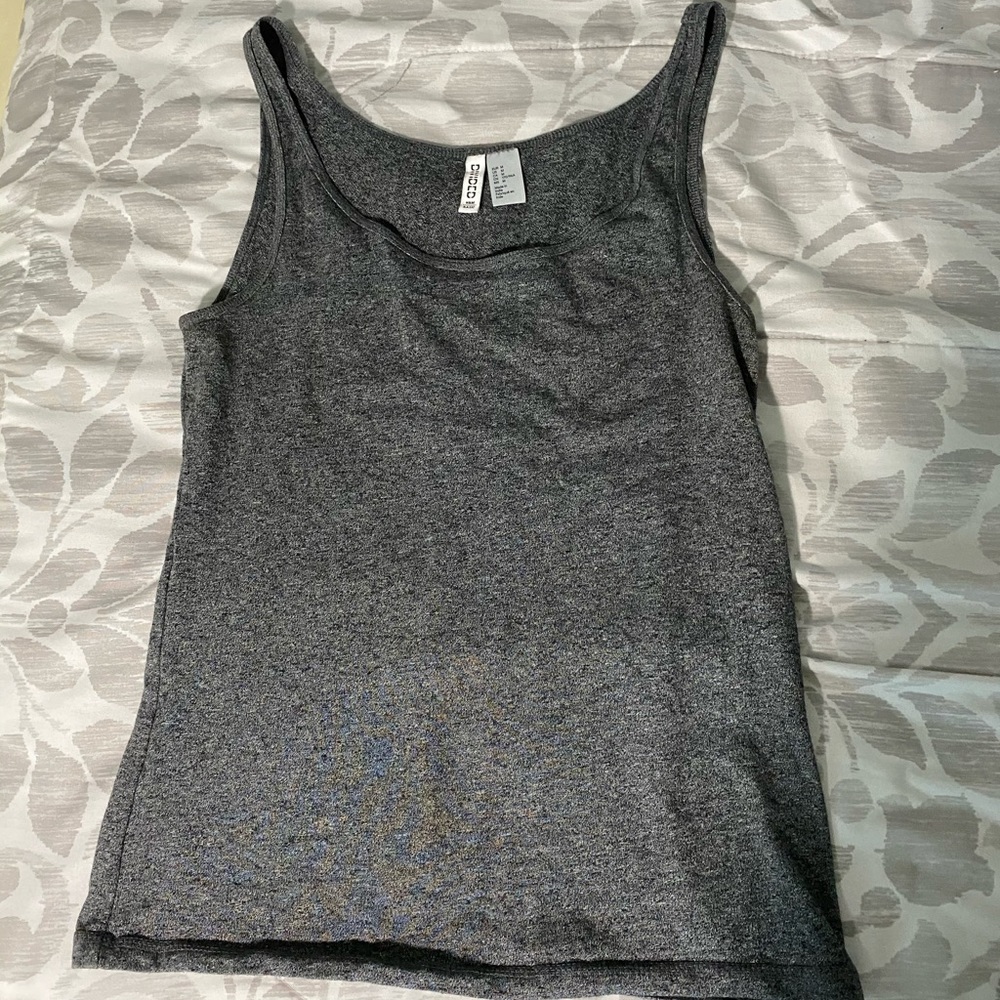 H&M basic gray tank - Picture 2 of 3